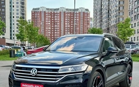 Volkswagen Touareg III, 2018 год, 3 600 000 рублей, 1 фотография