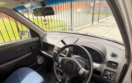Nissan Cube II, 2001 год, 270 000 рублей, 14 фотография