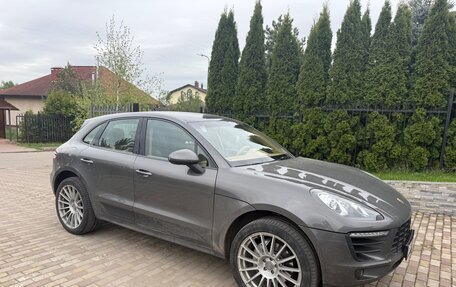 Porsche Macan I рестайлинг, 2015 год, 2 700 000 рублей, 3 фотография