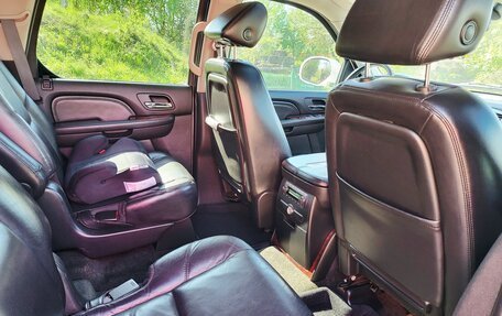 Cadillac Escalade III, 2007 год, 1 330 000 рублей, 9 фотография
