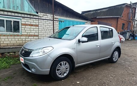 Renault Sandero I, 2014 год, 445 000 рублей, 3 фотография