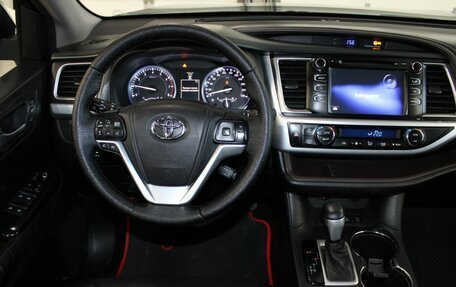 Toyota Highlander III, 2014 год, 2 987 000 рублей, 19 фотография