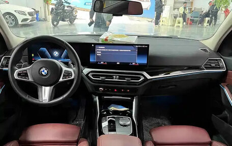 BMW 3 серия, 2023 год, 3 000 000 рублей, 8 фотография