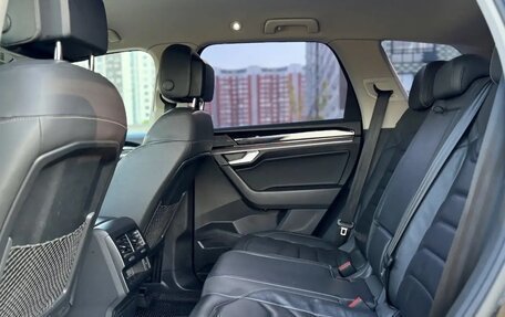 Volkswagen Touareg III, 2018 год, 3 600 000 рублей, 9 фотография