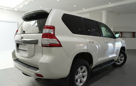 Toyota Land Cruiser Prado 150 рестайлинг 2, 2015 год, 3 490 000 рублей, 4 фотография