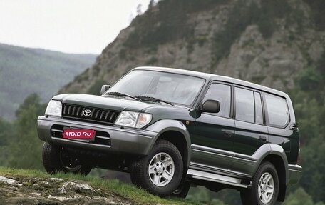 Toyota Land Cruiser Prado 90 рестайлинг, 1997 год, 945 000 рублей, 1 фотография