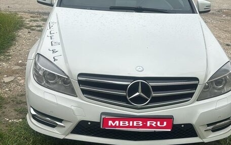 Mercedes-Benz C-Класс, 2008 год, 1 200 000 рублей, 1 фотография