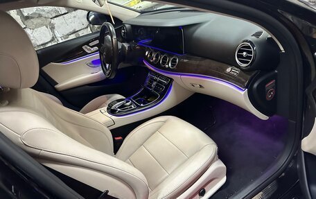 Mercedes-Benz E-Класс, 2016 год, 2 750 000 рублей, 3 фотография