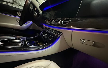 Mercedes-Benz E-Класс, 2016 год, 2 750 000 рублей, 5 фотография