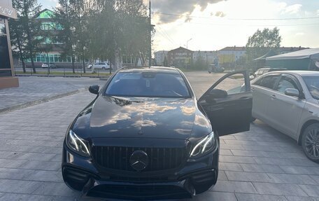 Mercedes-Benz E-Класс, 2016 год, 2 750 000 рублей, 9 фотография