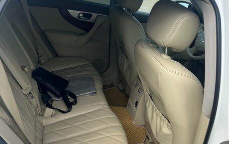 Infiniti FX II, 2012 год, 1 740 000 рублей, 16 фотография