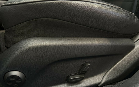 Mercedes-Benz E-Класс, 2019 год, 3 850 000 рублей, 10 фотография