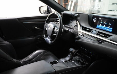 Lexus ES VII, 2018 год, 3 440 000 рублей, 11 фотография