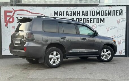 Toyota Land Cruiser 200, 2010 год, 3 350 000 рублей, 4 фотография