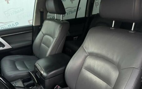Toyota Land Cruiser 200, 2010 год, 3 350 000 рублей, 20 фотография