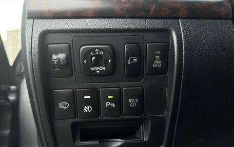 Toyota Land Cruiser 200, 2010 год, 3 350 000 рублей, 22 фотография
