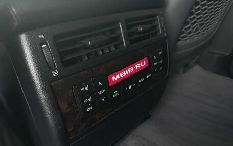 Toyota Land Cruiser 200, 2010 год, 3 350 000 рублей, 15 фотография