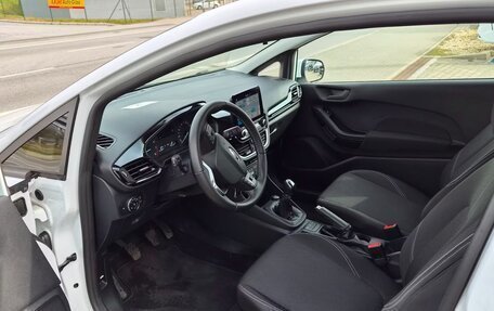 Ford Fiesta, 2022 год, 1 825 000 рублей, 6 фотография