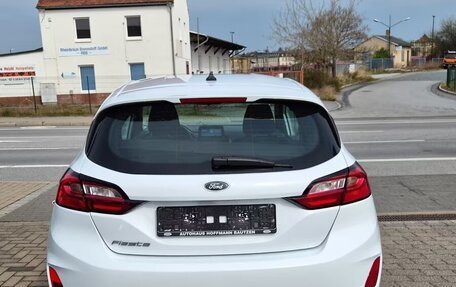 Ford Fiesta, 2022 год, 1 825 000 рублей, 5 фотография