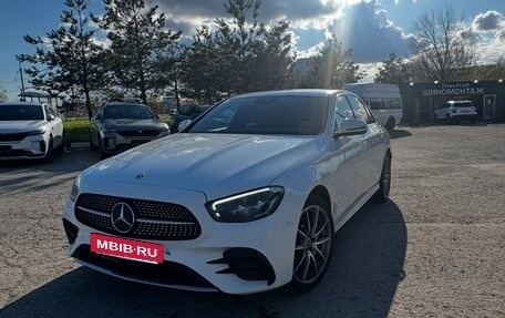 Mercedes-Benz E-Класс, 2021 год, 4 990 000 рублей, 1 фотография
