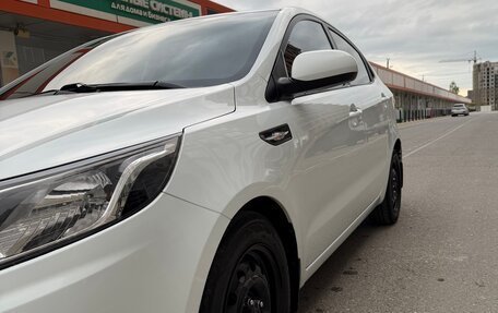 KIA Rio III рестайлинг, 2014 год, 840 000 рублей, 4 фотография