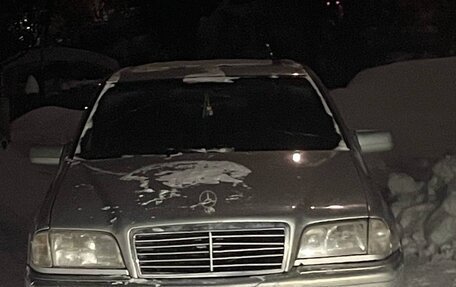 Mercedes-Benz C-Класс, 1998 год, 260 000 рублей, 8 фотография