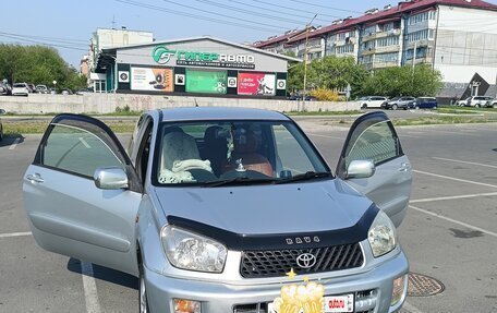 Toyota RAV4, 2002 год, 670 000 рублей, 3 фотография