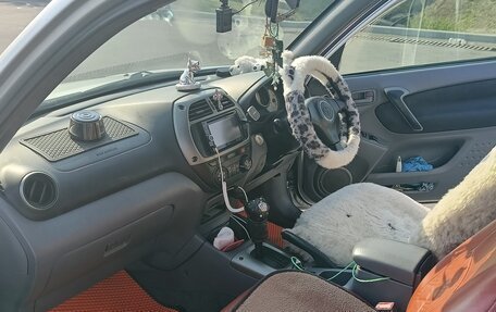 Toyota RAV4, 2002 год, 670 000 рублей, 8 фотография