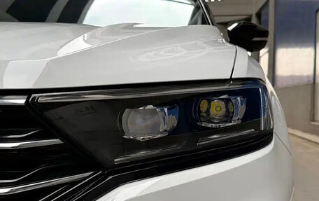 Volkswagen T-Roc I, 2022 год, 1 811 000 рублей, 18 фотография