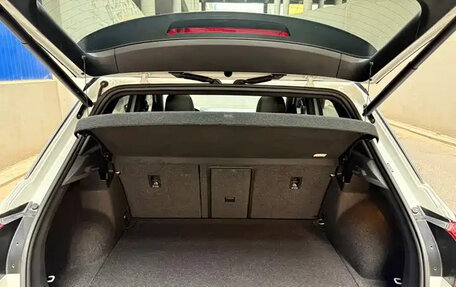 Volkswagen T-Roc I, 2022 год, 1 811 000 рублей, 14 фотография