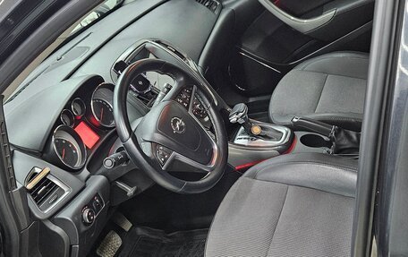 Opel Astra J, 2011 год, 850 000 рублей, 11 фотография