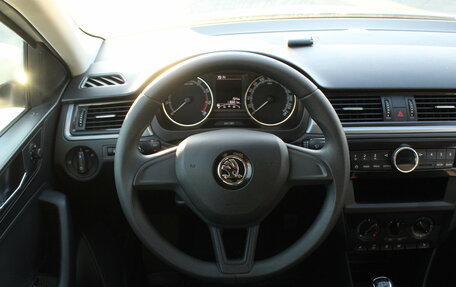 Skoda Rapid I, 2018 год, 1 245 000 рублей, 8 фотография