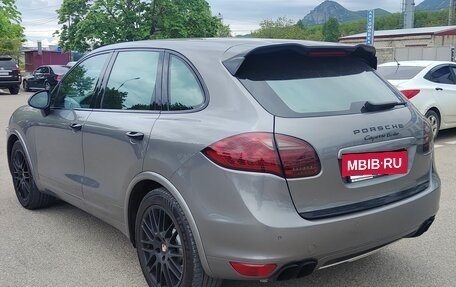 Porsche Cayenne III, 2012 год, 2 490 000 рублей, 4 фотография