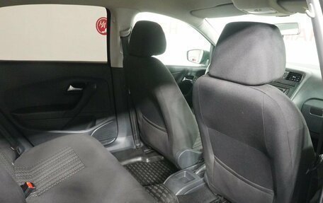 Volkswagen Polo VI (EU Market), 2016 год, 925 000 рублей, 11 фотография