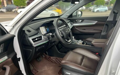 Chery Tiggo 8 Pro, 2022 год, 1 850 000 рублей, 9 фотография