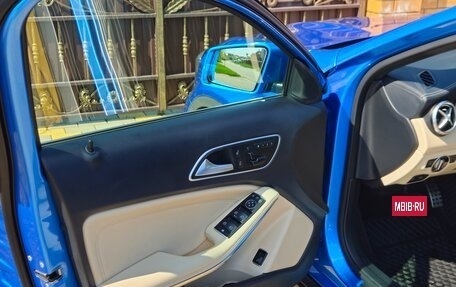 Mercedes-Benz GLA, 2015 год, 1 900 000 рублей, 10 фотография