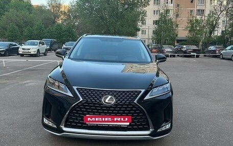 Lexus RX IV рестайлинг, 2020 год, 4 299 000 рублей, 8 фотография