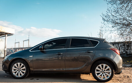 Opel Astra J, 2010 год, 645 000 рублей, 10 фотография
