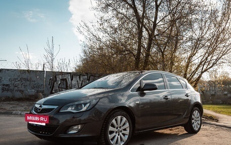 Opel Astra J, 2010 год, 645 000 рублей, 5 фотография