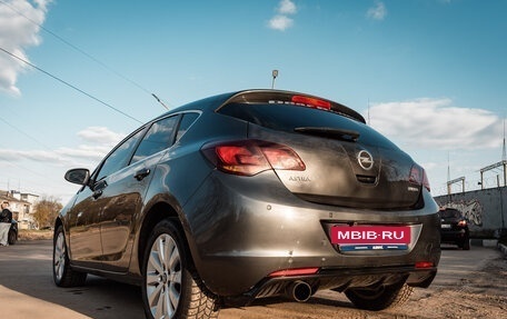 Opel Astra J, 2010 год, 645 000 рублей, 6 фотография