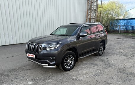 Toyota Land Cruiser Prado 150 рестайлинг 2, 2018 год, 4 700 000 рублей, 8 фотография