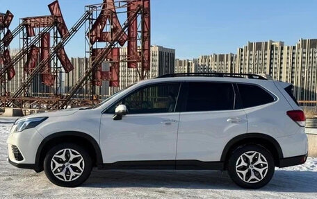 Subaru Forester, 2022 год, 2 900 000 рублей, 4 фотография