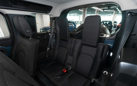 Land Rover Defender II, 2021 год, 4 900 000 рублей, 13 фотография