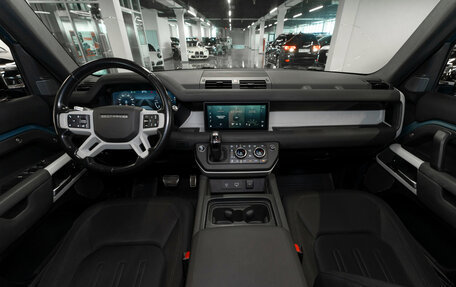 Land Rover Defender II, 2021 год, 4 900 000 рублей, 8 фотография