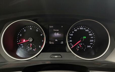 Volkswagen Tiguan II, 2020 год, 2 470 000 рублей, 16 фотография