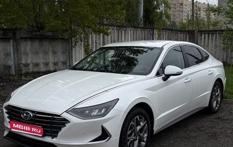 Hyundai Sonata VIII, 2020 год, 1 390 000 рублей, 1 фотография