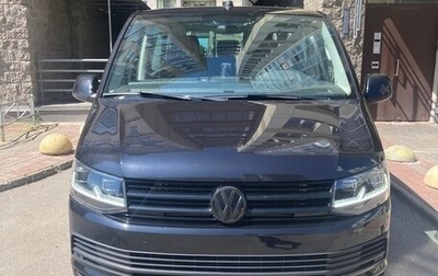Volkswagen Caravelle T6 рестайлинг, 2017 год, 5 195 000 рублей, 1 фотография