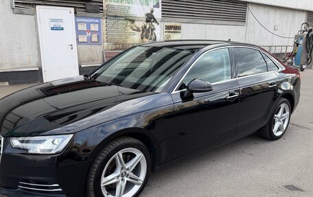 Audi A4, 2018 год, 2 600 000 рублей, 4 фотография