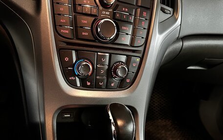 Opel Astra J, 2013 год, 880 000 рублей, 10 фотография