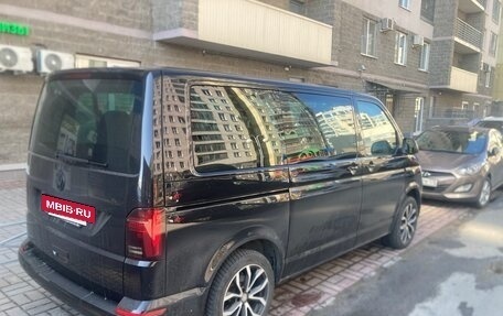 Volkswagen Caravelle T6 рестайлинг, 2017 год, 5 195 000 рублей, 15 фотография
